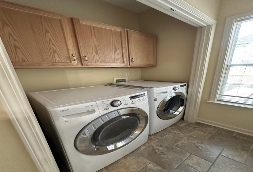 596 ASHLEY GLEN CIR, Cordova, Tennessee 38018, 3 Bedrooms Bedrooms, 5 Rooms Rooms,2 BathroomsBathrooms,Rental Properties,For Sale,ASHLEY GLEN,10220563