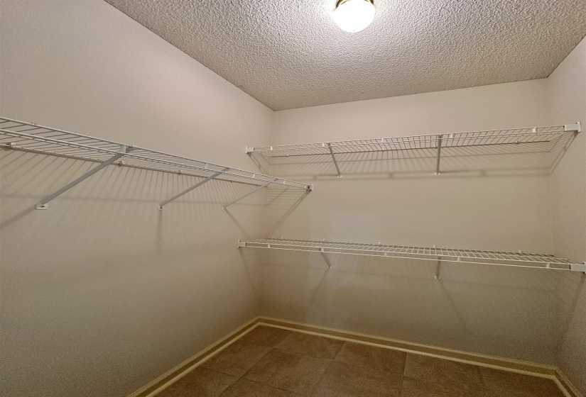 596 ASHLEY GLEN CIR, Cordova, Tennessee 38018, 3 Bedrooms Bedrooms, 5 Rooms Rooms,2 BathroomsBathrooms,Rental Properties,For Sale,ASHLEY GLEN,10220563