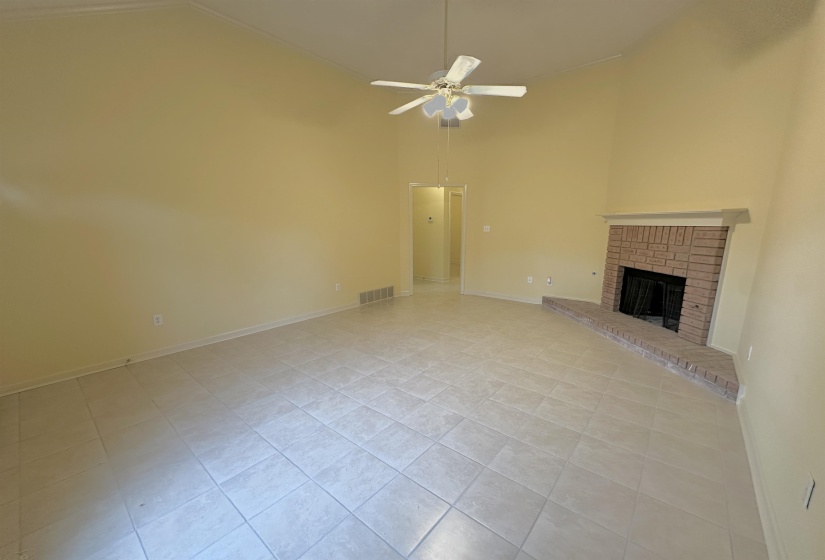 596 ASHLEY GLEN CIR, Cordova, Tennessee 38018, 3 Bedrooms Bedrooms, 5 Rooms Rooms,2 BathroomsBathrooms,Rental Properties,For Sale,ASHLEY GLEN,10220563