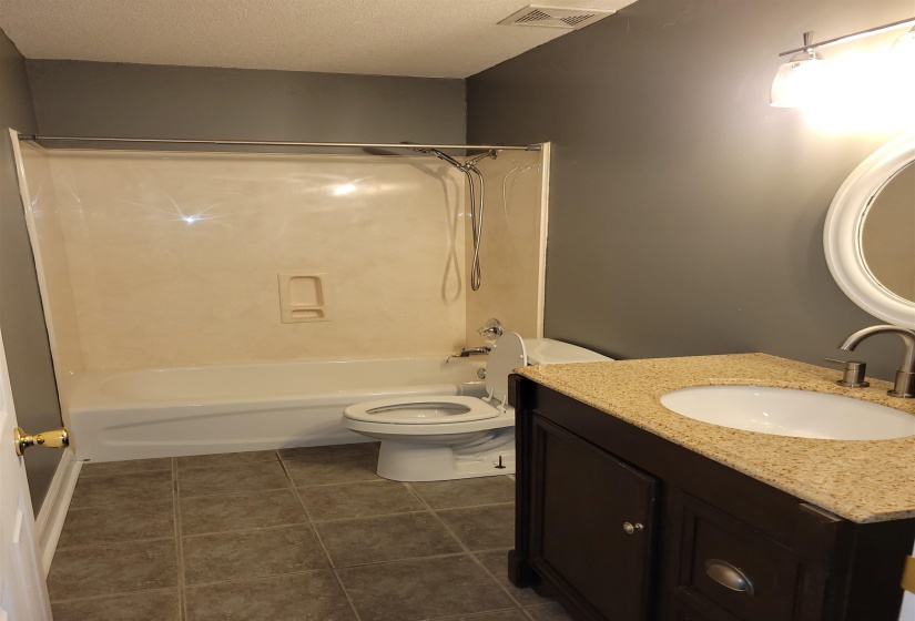 377 WALKER FIELD LN, Munford, Tennessee 38058, 3 Bedrooms Bedrooms, 6 Rooms Rooms,2 BathroomsBathrooms,Rental Properties,For Sale,WALKER FIELD,10221398