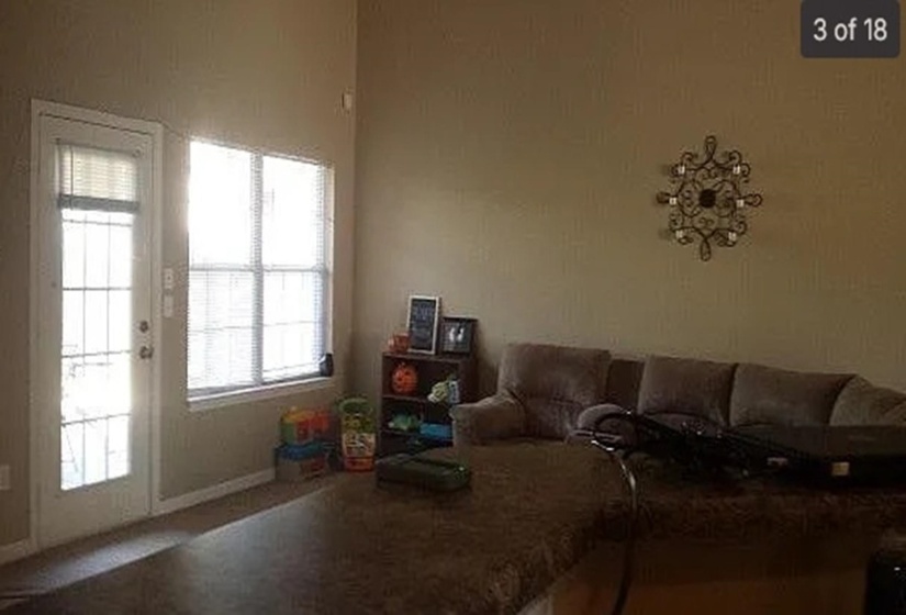 8878 VERSILIA DR, Memphis, Tennessee 38018, 3 Bedrooms Bedrooms, 6 Rooms Rooms,2 BathroomsBathrooms,Rental Properties,For Sale,VERSILIA,10221409