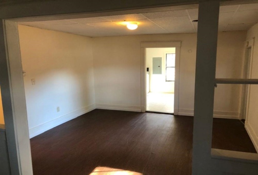 1088 NATIONAL AVE, Memphis, Tennessee 38122, ,Multi-family,For Sale,NATIONAL,10221404