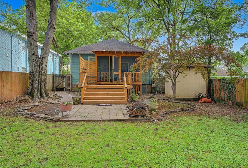 1911 JEFFERSON AVE, Memphis, Tennessee 38104, 2 Bedroom Bedrooms, 6 Room Rooms,2 BathroomBathrooms,Residential,For Sale,JEFFERSON,0,10221391