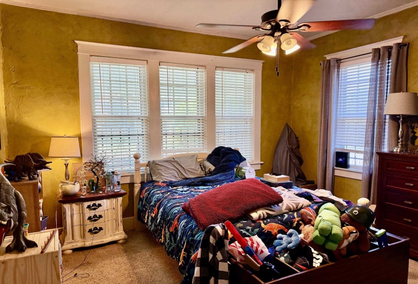 1911 JEFFERSON AVE, Memphis, Tennessee 38104, 2 Bedrooms Bedrooms, 6 Rooms Rooms,2 BathroomsBathrooms,Residential,For Sale,JEFFERSON,10221391