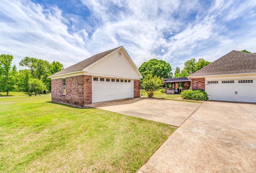3445 DRUMMONDS RD, Drummonds, Tennessee 38023, 3 Bedrooms Bedrooms, 6 Rooms Rooms,2 BathroomsBathrooms,Residential,For Sale,DRUMMONDS,10221392