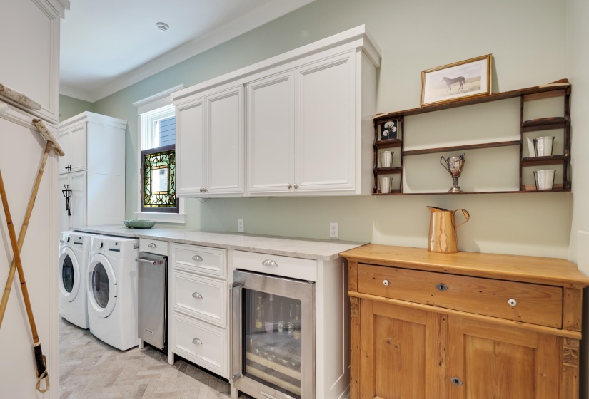 1702 PADINGTON PARK LN, Germantown, Tennessee 38138, 4 Bedrooms Bedrooms, 9 Rooms Rooms,4.1 BathroomsBathrooms,Residential,For Sale,PADINGTON PARK,10221393