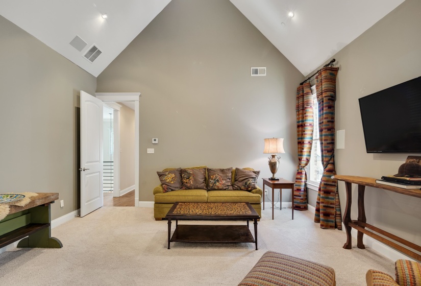 1702 PADINGTON PARK LN, Germantown, Tennessee 38138, 4 Bedrooms Bedrooms, 9 Rooms Rooms,4.1 BathroomsBathrooms,Residential,For Sale,PADINGTON PARK,10221393