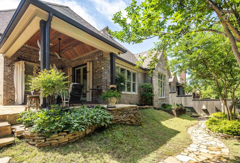 1702 PADINGTON PARK LN, Germantown, Tennessee 38138, 4 Bedrooms Bedrooms, 9 Rooms Rooms,4.1 BathroomsBathrooms,Residential,For Sale,PADINGTON PARK,10221393