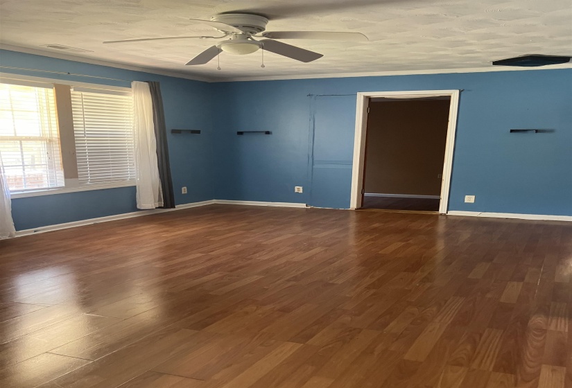 1112 EDGEWOOD AVE, Brownsville, Tennessee 38012, 3 Bedroom Bedrooms, 3 Room Rooms,1 BathroomBathrooms,Residential,For Sale,EDGEWOOD,0,10221397