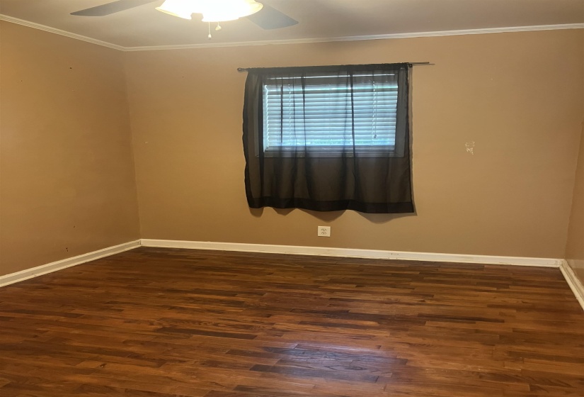 1112 EDGEWOOD AVE, Brownsville, Tennessee 38012, 3 Bedroom Bedrooms, 3 Room Rooms,1 BathroomBathrooms,Residential,For Sale,EDGEWOOD,0,10221397
