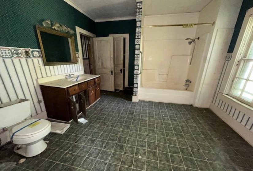 335 PATTERSON RD, Savannah, Tennessee 38372, 2 Bedrooms Bedrooms, 7 Rooms Rooms,1.1 BathroomsBathrooms,Residential,For Sale,PATTERSON,10221406