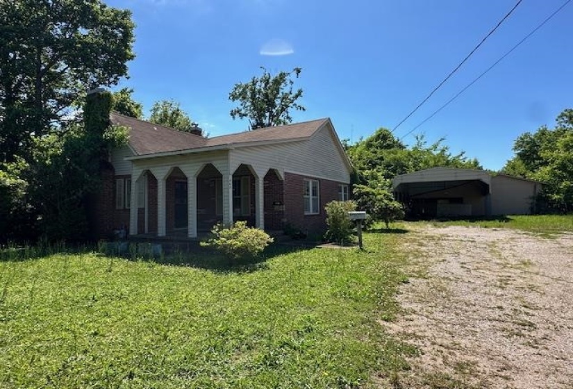 335 PATTERSON RD, Savannah, Tennessee 38372, 2 Bedrooms Bedrooms, 7 Rooms Rooms,1.1 BathroomsBathrooms,Residential,For Sale,PATTERSON,10221406
