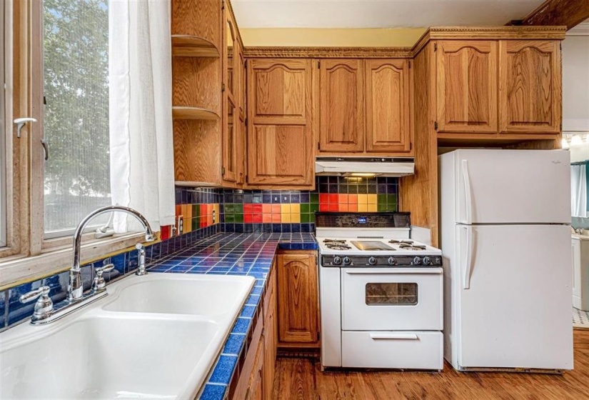 31 COX ST, Memphis, Tennessee 38104, 5 Bedrooms Bedrooms, 10 Rooms Rooms,3 BathroomsBathrooms,Residential,For Sale,COX,10221408
