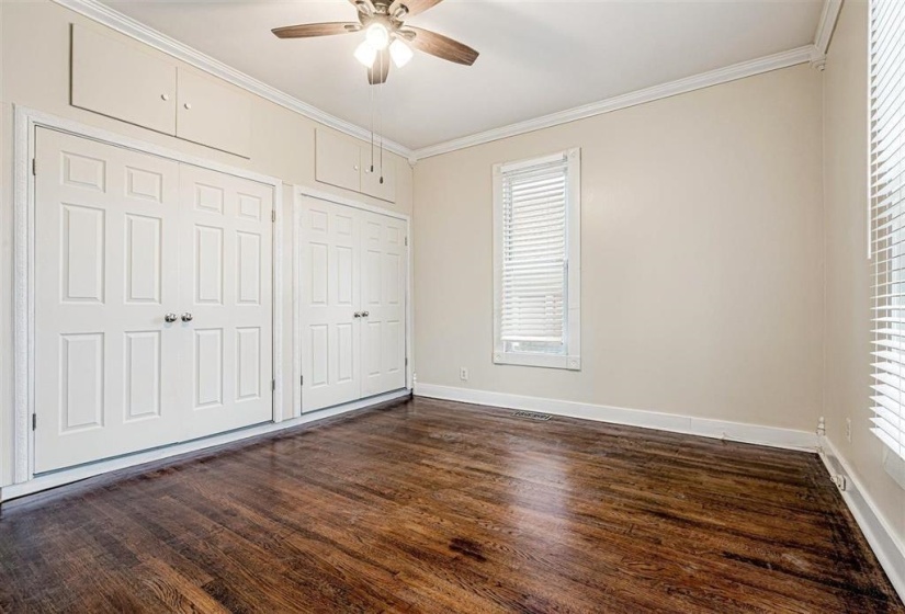 31 COX ST, Memphis, Tennessee 38104, 5 Bedrooms Bedrooms, 10 Rooms Rooms,3 BathroomsBathrooms,Residential,For Sale,COX,10221408