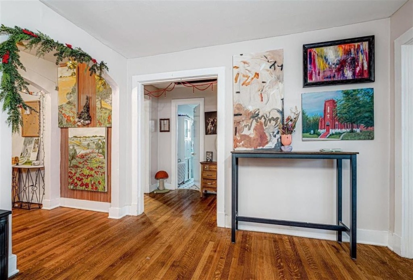 31 COX ST, Memphis, Tennessee 38104, 5 Bedrooms Bedrooms, 10 Rooms Rooms,3 BathroomsBathrooms,Residential,For Sale,COX,10221408