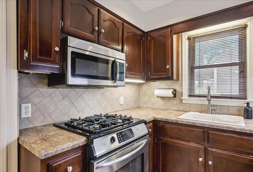 2751 NATCHEZ LN, Memphis, Tennessee 38111, 3 Bedrooms Bedrooms, 7 Rooms Rooms,1 BathroomBathrooms,Residential,For Sale,NATCHEZ,10221410