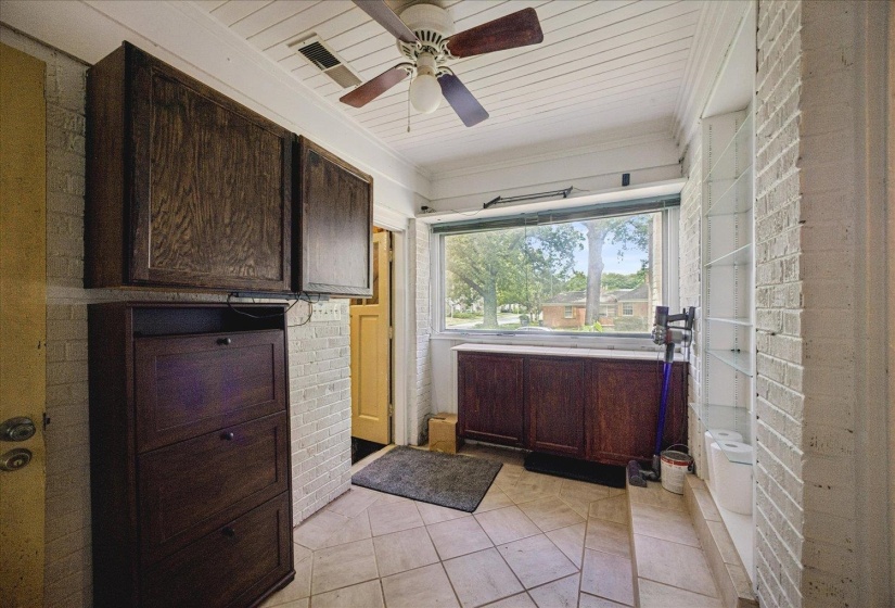 2751 NATCHEZ LN, Memphis, Tennessee 38111, 3 Bedrooms Bedrooms, 7 Rooms Rooms,1 BathroomBathrooms,Residential,For Sale,NATCHEZ,10221410