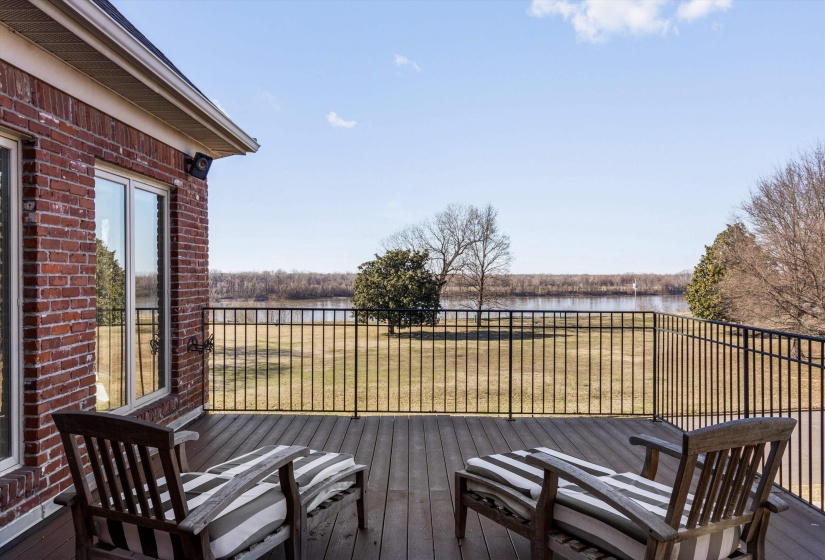 123 FOUNDERS LN, Memphis, Tennessee 38103, 4 Bedrooms Bedrooms, 11 Rooms Rooms,4.1 BathroomsBathrooms,Residential,For Sale,FOUNDERS,10221414
