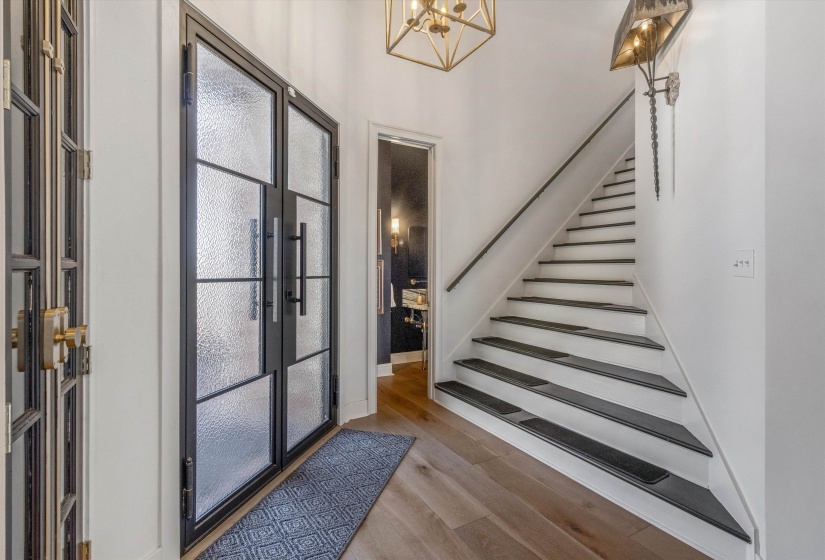 123 FOUNDERS LN, Memphis, Tennessee 38103, 4 Bedrooms Bedrooms, 11 Rooms Rooms,4.1 BathroomsBathrooms,Residential,For Sale,FOUNDERS,10221414