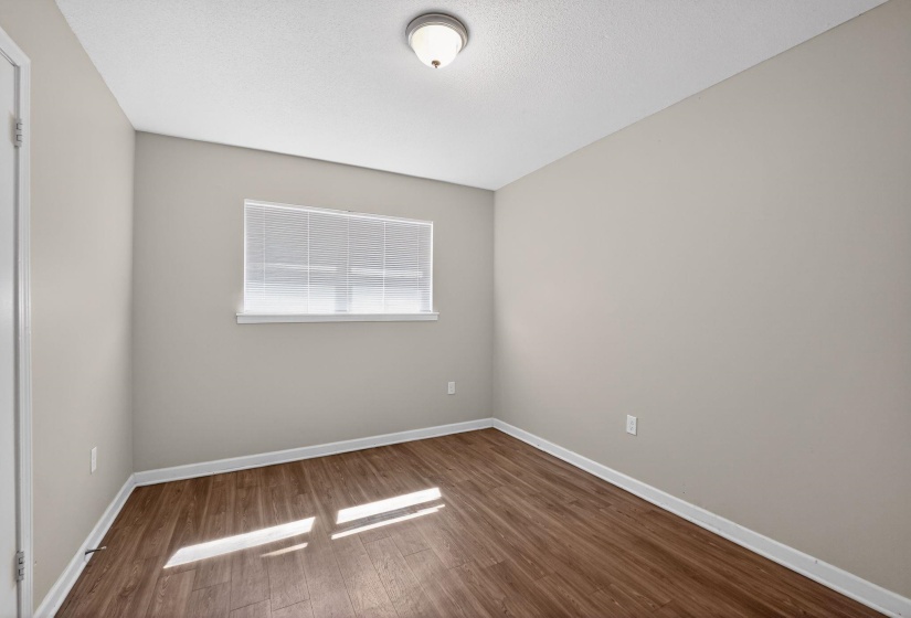 4983 APPLEVILLE RD, Memphis, Tennessee 38109, 3 Bedrooms Bedrooms, 6 Rooms Rooms,1 BathroomBathrooms,Residential,For Sale,APPLEVILLE,10217592