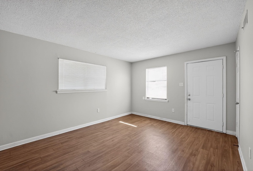 4983 APPLEVILLE RD, Memphis, Tennessee 38109, 3 Bedrooms Bedrooms, 6 Rooms Rooms,1 BathroomBathrooms,Residential,For Sale,APPLEVILLE,10217592