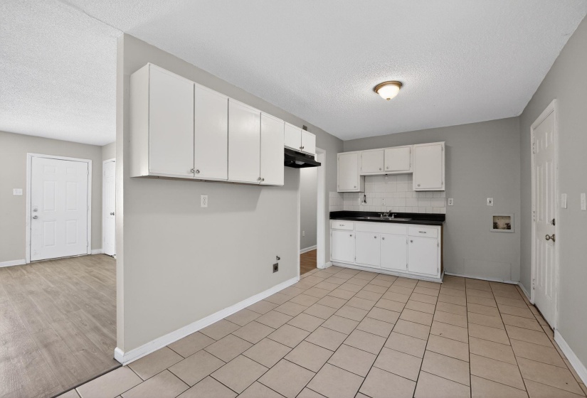 4983 APPLEVILLE RD, Memphis, Tennessee 38109, 3 Bedrooms Bedrooms, 6 Rooms Rooms,1 BathroomBathrooms,Residential,For Sale,APPLEVILLE,10217592