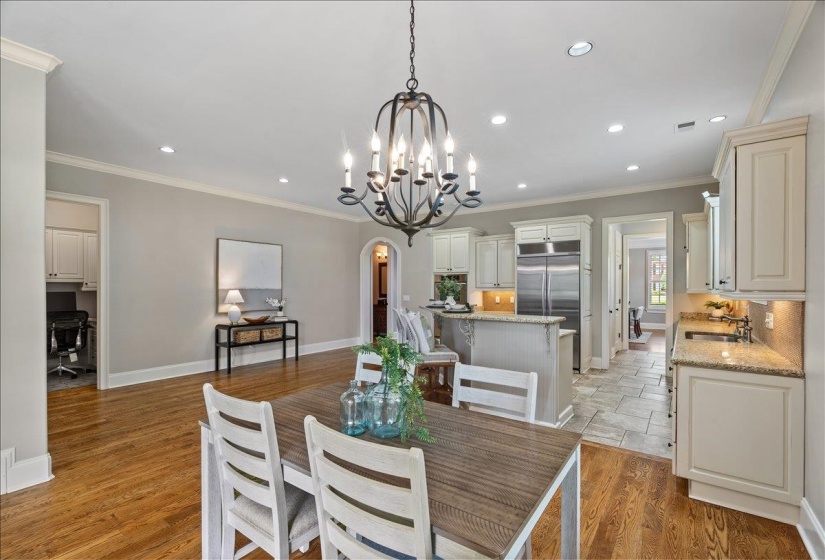 1862 OLD TOWNE LN, Germantown, Tennessee 38139, 4 Bedrooms Bedrooms, 8 Rooms Rooms,3.1 BathroomsBathrooms,Residential,For Sale,OLD TOWNE,10219791