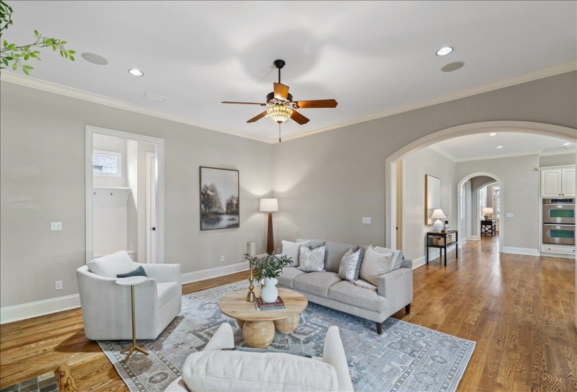 1862 OLD TOWNE LN, Germantown, Tennessee 38139, 4 Bedrooms Bedrooms, 8 Rooms Rooms,3.1 BathroomsBathrooms,Residential,For Sale,OLD TOWNE,10219791