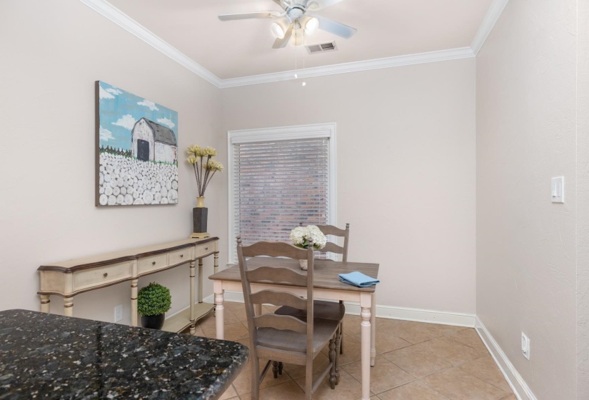 6611 RUE BEAUMONDE DR, Memphis, Tennessee 38120, 4 Bedrooms Bedrooms, 8 Rooms Rooms,2.1 BathroomsBathrooms,Residential,For Sale,RUE BEAUMONDE,10221423
