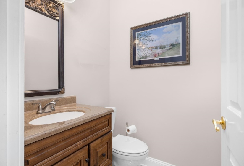 6611 RUE BEAUMONDE DR, Memphis, Tennessee 38120, 4 Bedrooms Bedrooms, 8 Rooms Rooms,2.1 BathroomsBathrooms,Residential,For Sale,RUE BEAUMONDE,10221423