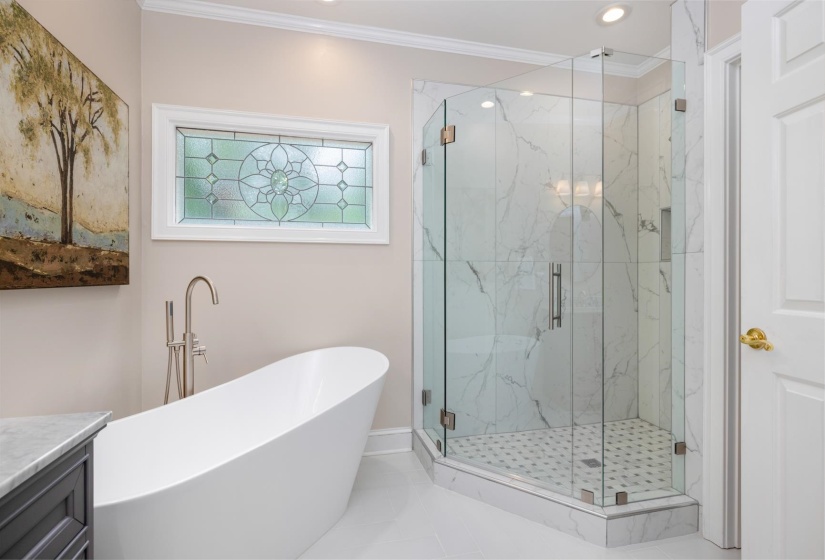 6611 RUE BEAUMONDE DR, Memphis, Tennessee 38120, 4 Bedrooms Bedrooms, 8 Rooms Rooms,2.1 BathroomsBathrooms,Residential,For Sale,RUE BEAUMONDE,10221423