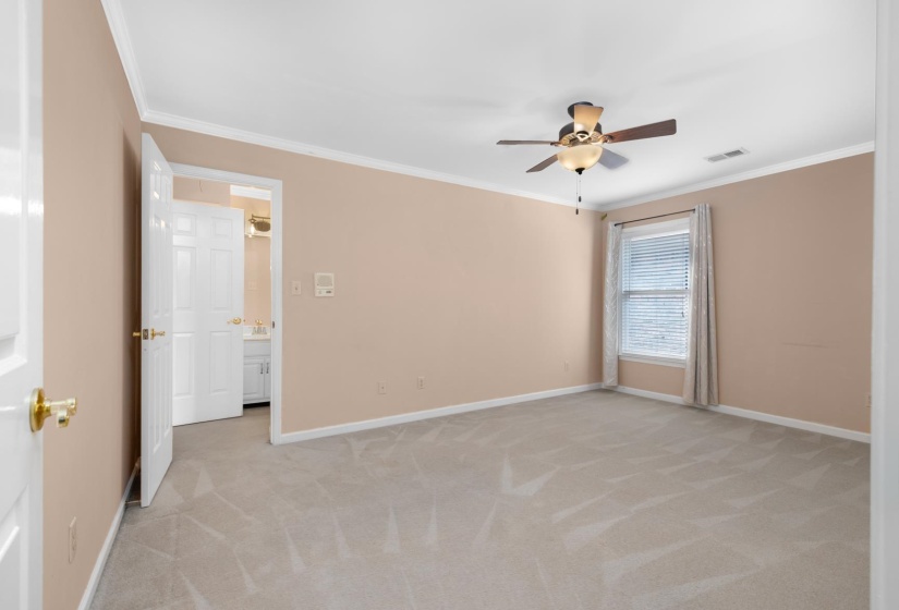 6611 RUE BEAUMONDE DR, Memphis, Tennessee 38120, 4 Bedrooms Bedrooms, 8 Rooms Rooms,2.1 BathroomsBathrooms,Residential,For Sale,RUE BEAUMONDE,10221423