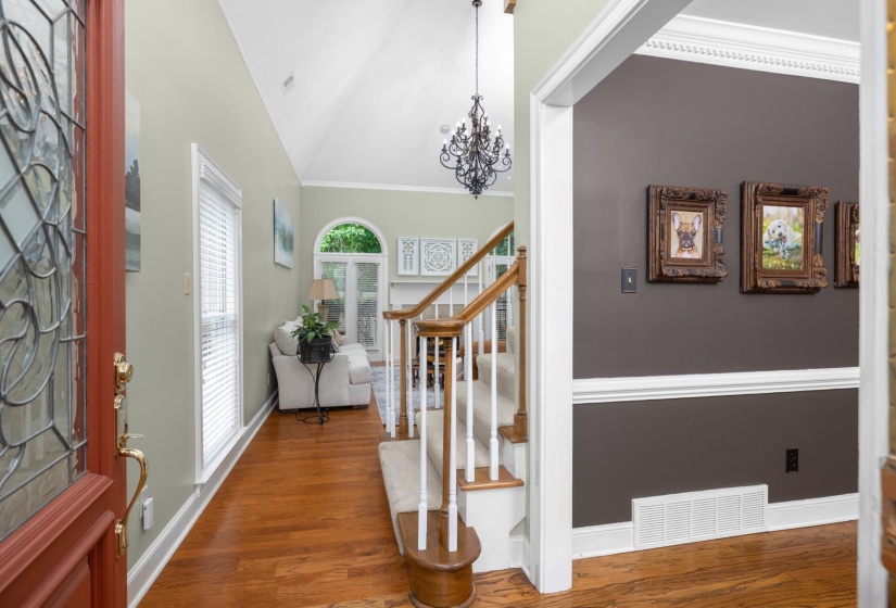 6611 RUE BEAUMONDE DR, Memphis, Tennessee 38120, 4 Bedrooms Bedrooms, 8 Rooms Rooms,2.1 BathroomsBathrooms,Residential,For Sale,RUE BEAUMONDE,10221423