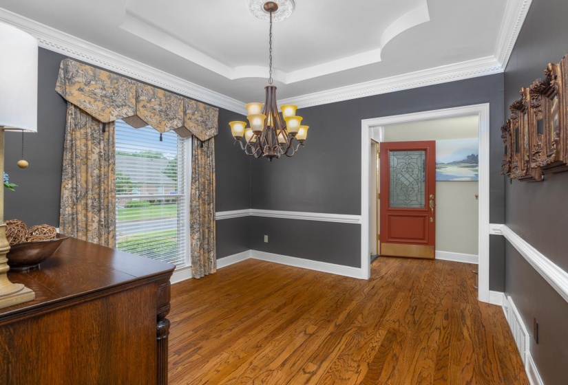 6611 RUE BEAUMONDE DR, Memphis, Tennessee 38120, 4 Bedrooms Bedrooms, 8 Rooms Rooms,2.1 BathroomsBathrooms,Residential,For Sale,RUE BEAUMONDE,10221423