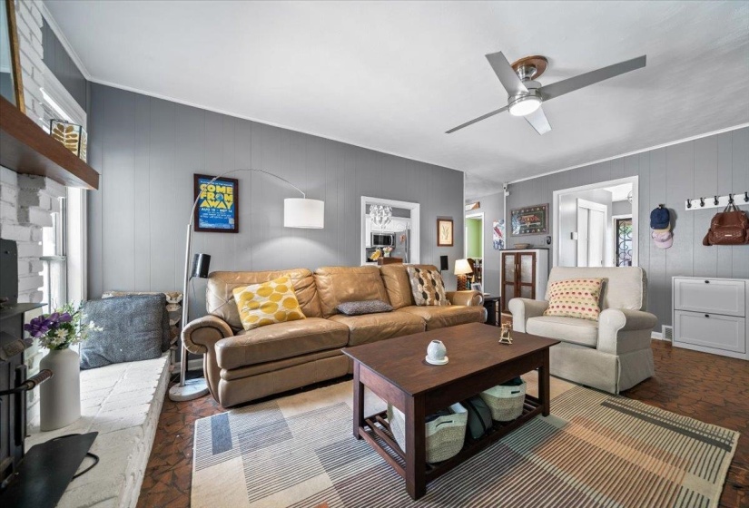 1591 STERLING DR, Memphis, Tennessee 38119, 3 Bedroom Bedrooms, 7 Room Rooms,2 BathroomBathrooms,Residential,For Sale,STERLING,0,10221432