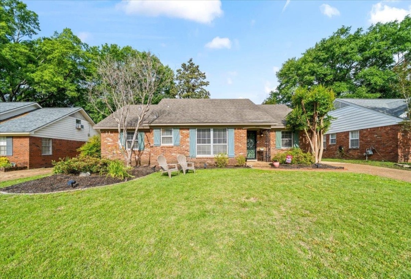 1591 STERLING DR, Memphis, Tennessee 38119, 3 Bedroom Bedrooms, 7 Room Rooms,2 BathroomBathrooms,Residential,For Sale,STERLING,0,10221432
