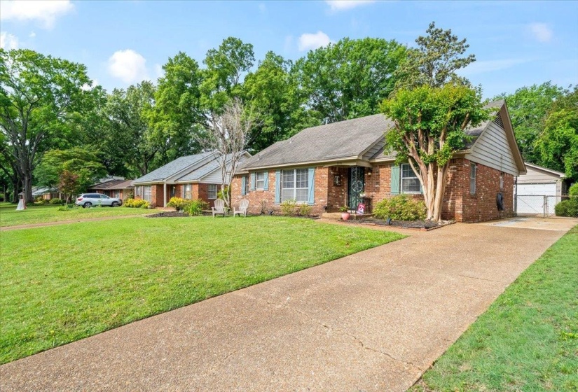 1591 STERLING DR, Memphis, Tennessee 38119, 3 Bedroom Bedrooms, 7 Room Rooms,2 BathroomBathrooms,Residential,For Sale,STERLING,0,10221432
