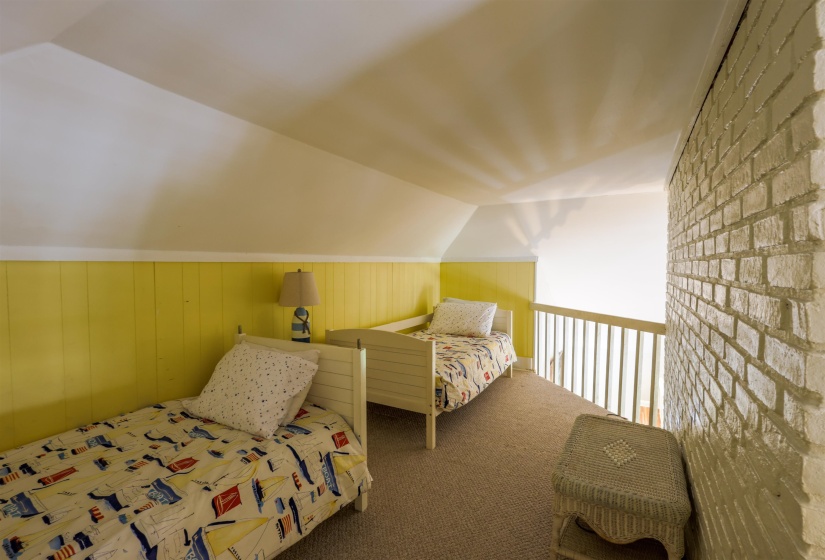 380 YELLOW CREEK LN, Counce, Tennessee 38326, 3 Bedroom Bedrooms, 5 Room Rooms,2 BathroomBathrooms,Residential,For Sale,YELLOW CREEK,0,10221435