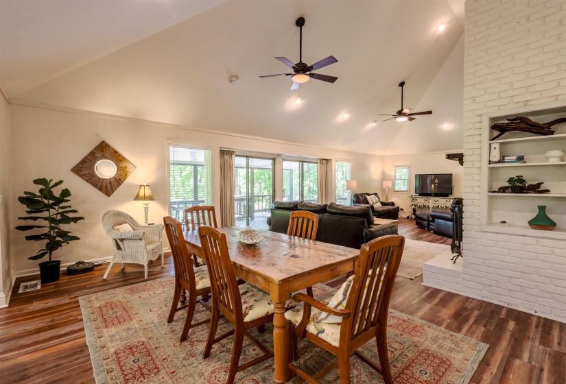 380 YELLOW CREEK LN, Counce, Tennessee 38326, 3 Bedroom Bedrooms, 5 Room Rooms,2 BathroomBathrooms,Residential,For Sale,YELLOW CREEK,0,10221435