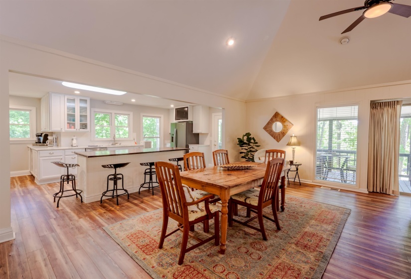 380 YELLOW CREEK LN, Counce, Tennessee 38326, 3 Bedroom Bedrooms, 5 Room Rooms,2 BathroomBathrooms,Residential,For Sale,YELLOW CREEK,0,10221435