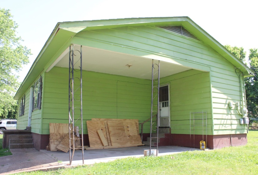 584 CHISHOLM LAKE RD, Ripley, Tennessee 38063, 3 Bedrooms Bedrooms, 5 Rooms Rooms,2 BathroomsBathrooms,Residential,For Sale,CHISHOLM LAKE,10221453
