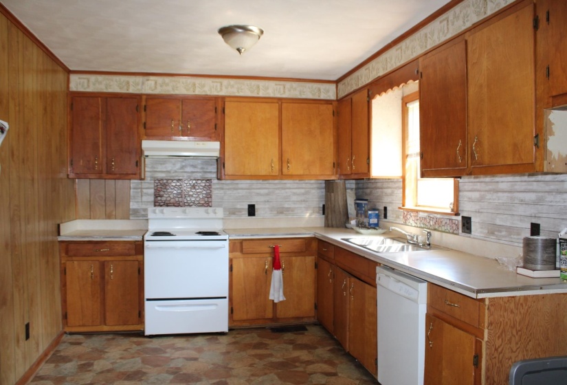 584 CHISHOLM LAKE RD, Ripley, Tennessee 38063, 3 Bedrooms Bedrooms, 5 Rooms Rooms,2 BathroomsBathrooms,Residential,For Sale,CHISHOLM LAKE,10221453