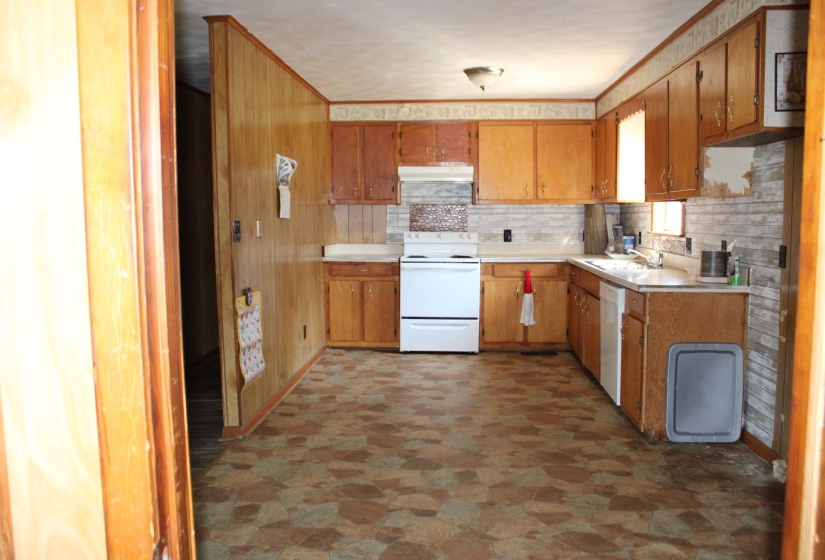 584 CHISHOLM LAKE RD, Ripley, Tennessee 38063, 3 Bedrooms Bedrooms, 5 Rooms Rooms,2 BathroomsBathrooms,Residential,For Sale,CHISHOLM LAKE,10221453