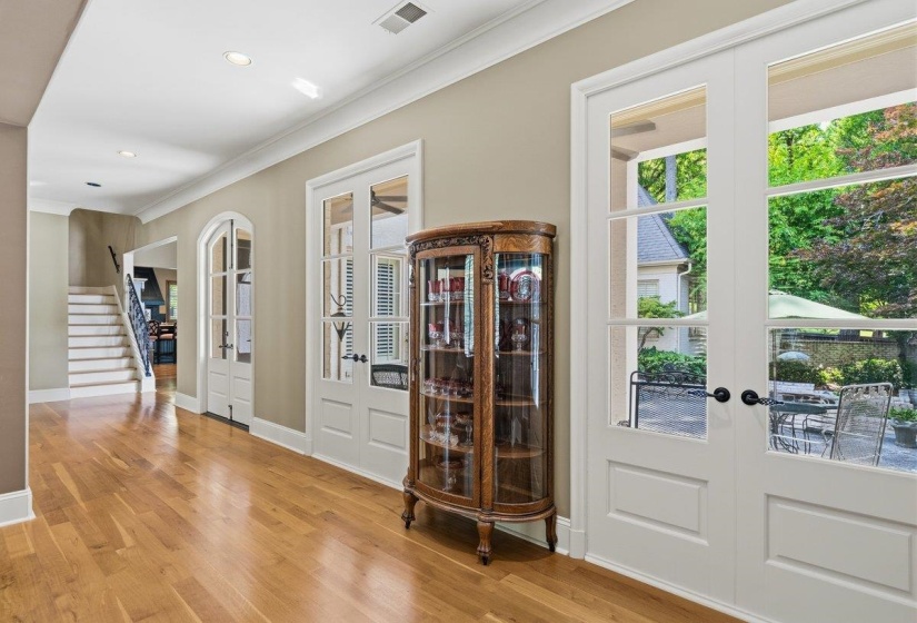 2301 CAYLORS WOODS CV, Germantown, Tennessee 38138, 5 Bedroom Bedrooms, 13 Room Rooms,6.2 BathroomBathrooms,Residential,For Sale,CAYLORS WOODS,0,10221454