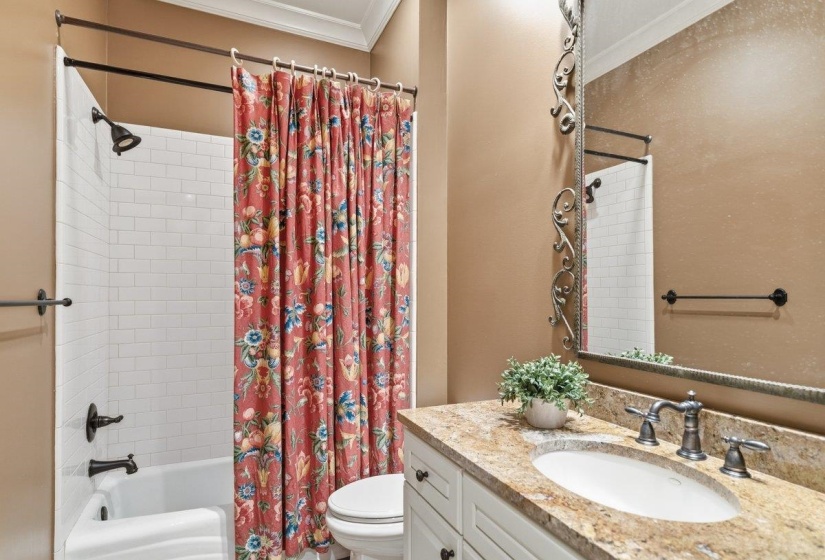 2301 CAYLORS WOODS CV, Germantown, Tennessee 38138, 5 Bedroom Bedrooms, 13 Room Rooms,6.2 BathroomBathrooms,Residential,For Sale,CAYLORS WOODS,0,10221454
