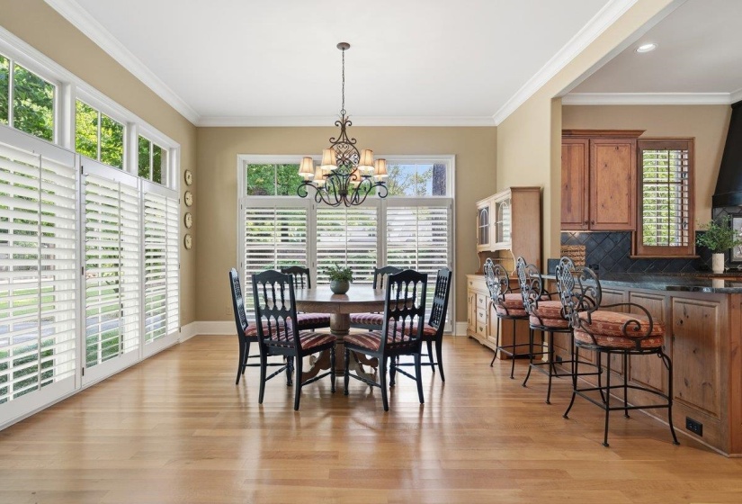 2301 CAYLORS WOODS CV, Germantown, Tennessee 38138, 5 Bedroom Bedrooms, 13 Room Rooms,6.2 BathroomBathrooms,Residential,For Sale,CAYLORS WOODS,0,10221454
