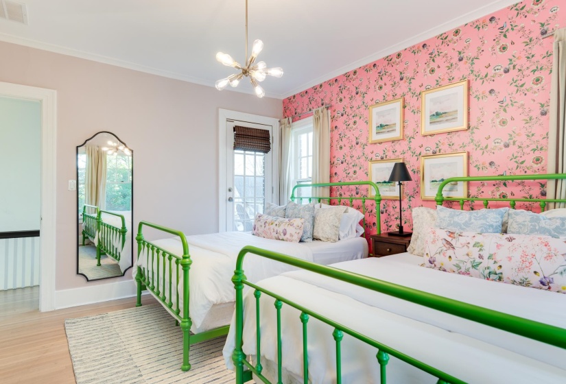 777 WEST DR, Memphis, Tennessee 38112, 6 Bedroom Bedrooms, 11 Room Rooms,5.1 BathroomBathrooms,Residential,For Sale,WEST,0,10221456