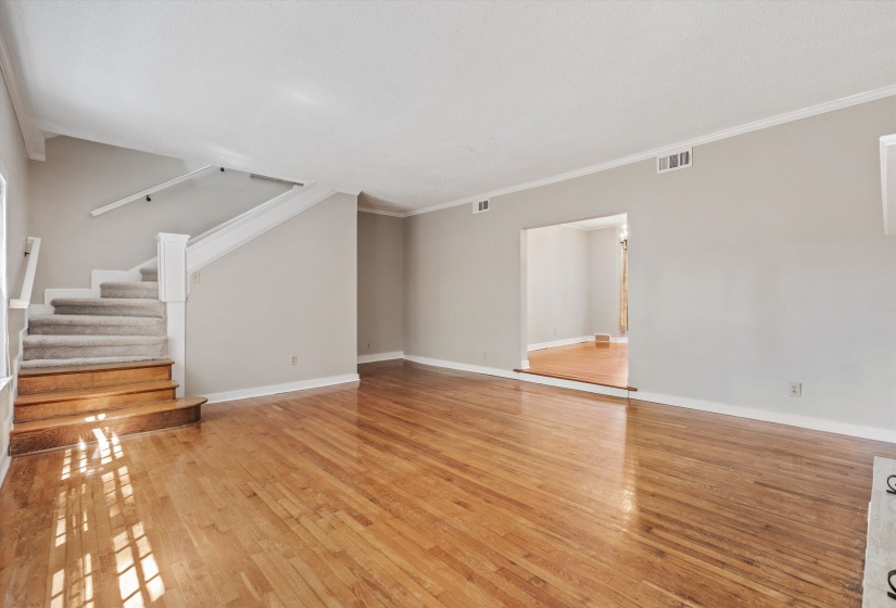 2149 ROLLING VALLEY DR, Germantown, Tennessee 38138, 4 Bedroom Bedrooms, 9 Room Rooms,2 BathroomBathrooms,Residential,For Sale,ROLLING VALLEY,0,10221186