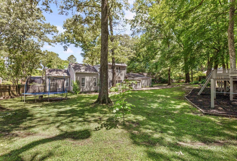 2149 ROLLING VALLEY DR, Germantown, Tennessee 38138, 4 Bedroom Bedrooms, 9 Room Rooms,2 BathroomBathrooms,Residential,For Sale,ROLLING VALLEY,0,10221186