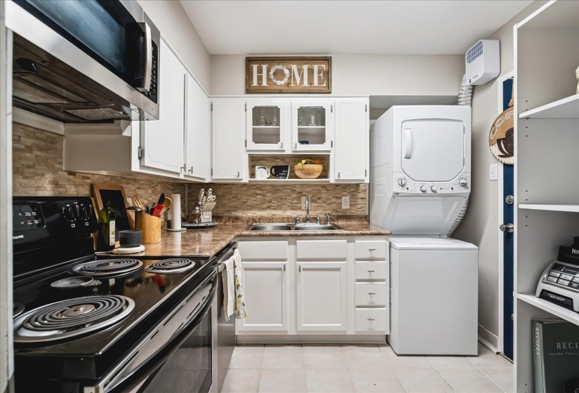 3080 WALNUT GROVE RD, Memphis, Tennessee 38111, 2 Bedroom Bedrooms, 5 Room Rooms,2 BathroomBathrooms,Residential,For Sale,WALNUT GROVE,0,10221467